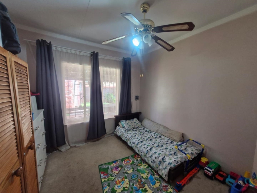 3 Bedroom Property for Sale in Rhodesdene Northern Cape